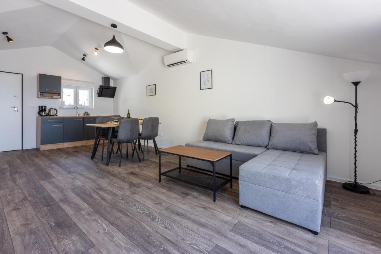 Luxury Apartments Lovorka 3 & 4***/**** Selce Extérieur photo